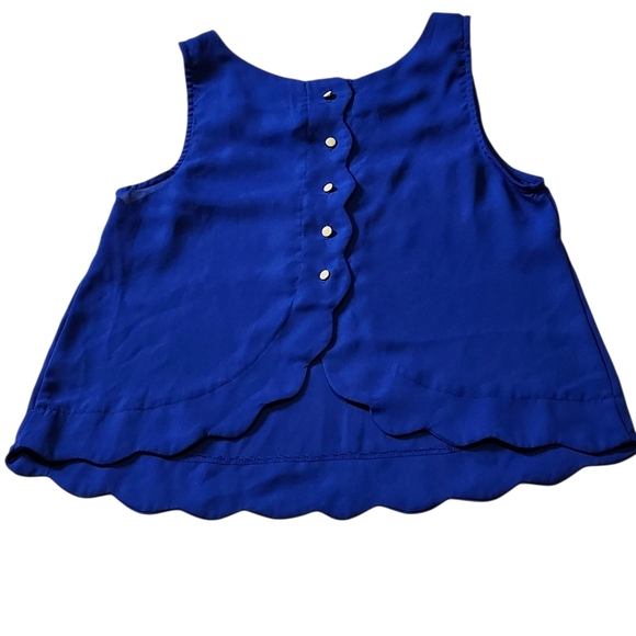 Double Zero Blue Tank Top with Clean Cut Design - Picture 3 of 4